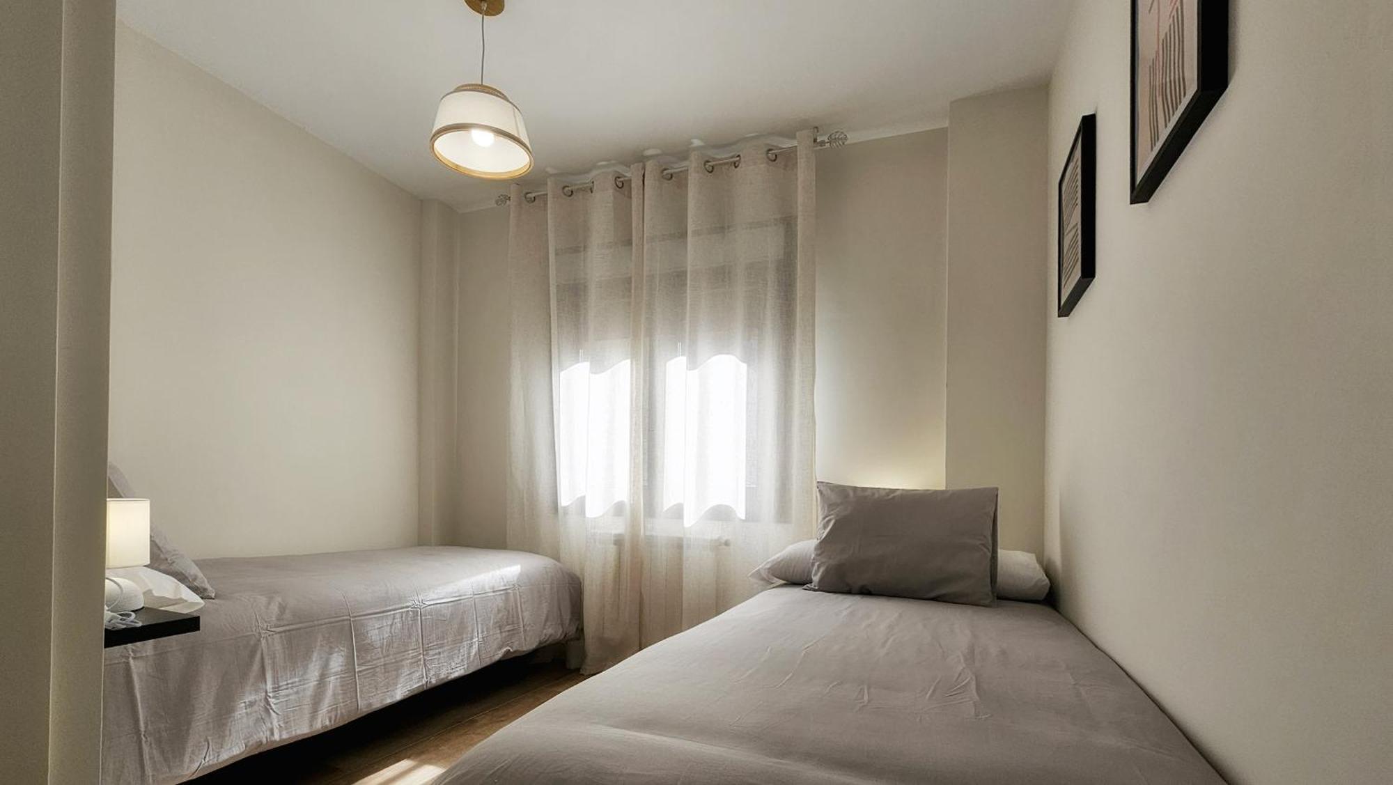 Apartamentos La Florida Касаларрейна Экстерьер фото